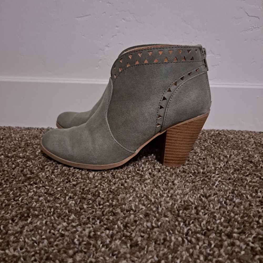 Light Hunter Green Booties Size 5.5